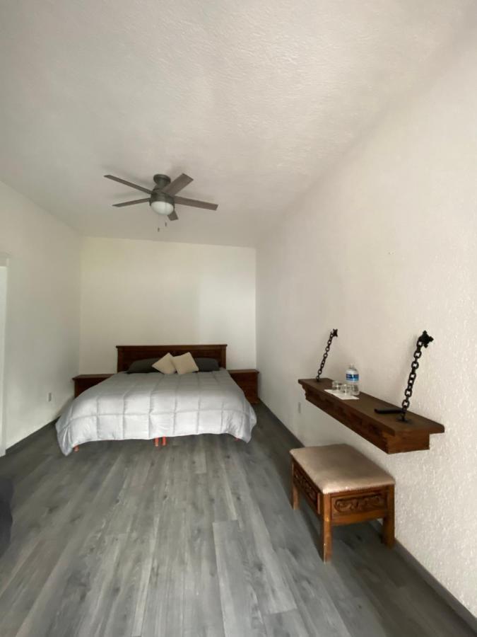 Bed & Tennis - Vista Hermosa Cuernavaca Zewnętrze zdjęcie